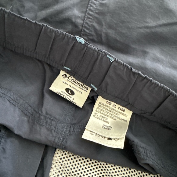 Columbia Gray Athletic Shorts Lightweight Quick-Dry - Picture 3 of 3